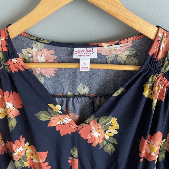 Short Sleeve Maternity Dress - Picture 3 of 4